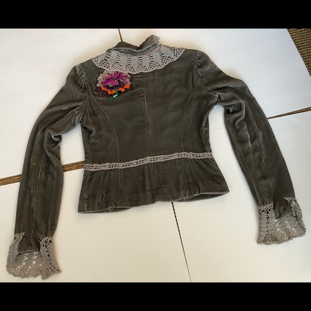 American retro Paris velvet casual funky unique details/ lace. And colourings - Picture 6 of 8